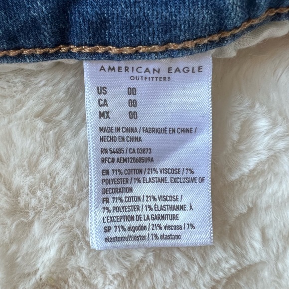 American Eagle High Rise Ripped Jean Shorts | Size: 00 | Lightly Worn - Picture 3 of 3